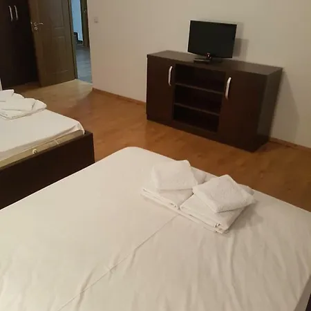 Vila Cosval 데포리노드