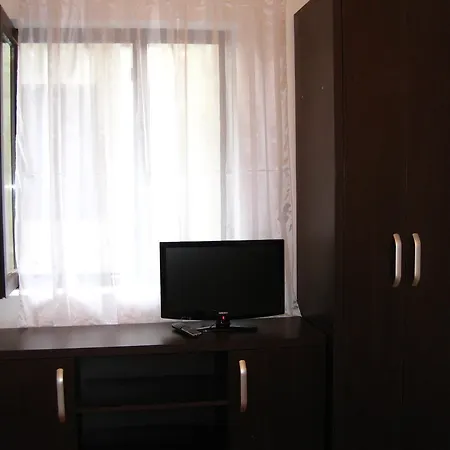 Vila Cosval Ефоріє-Норд